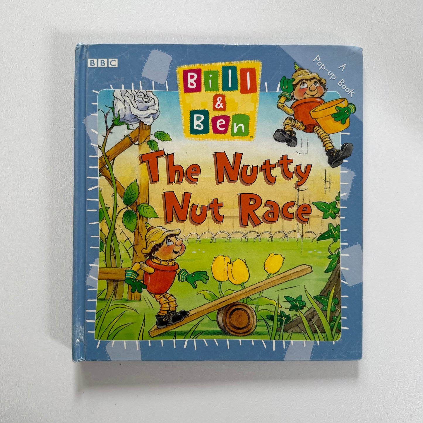 Vintage 2001 bill and Ben pop up book.