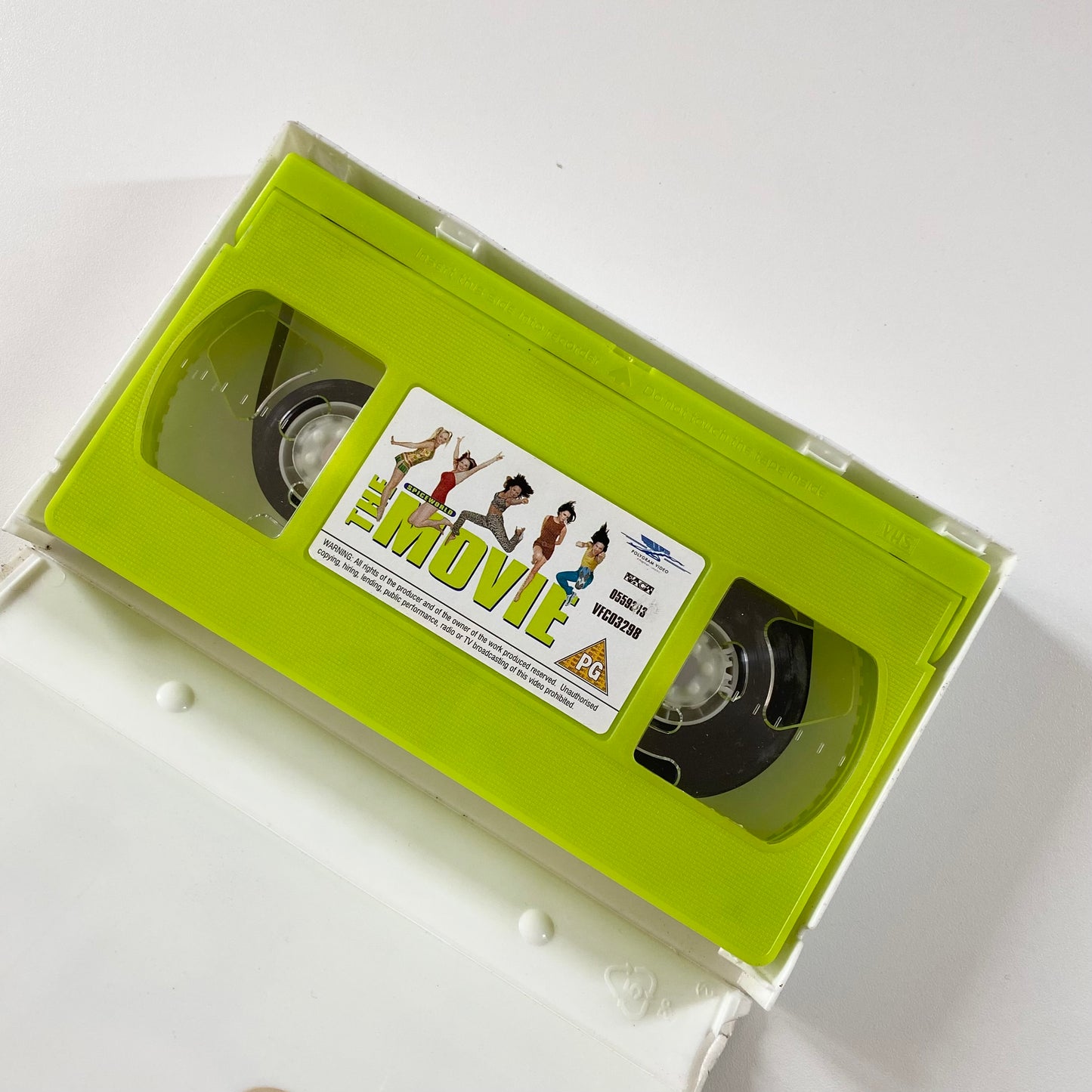 Vintage 1998 spice girls the movie vhs tape. Slight crack at top of case