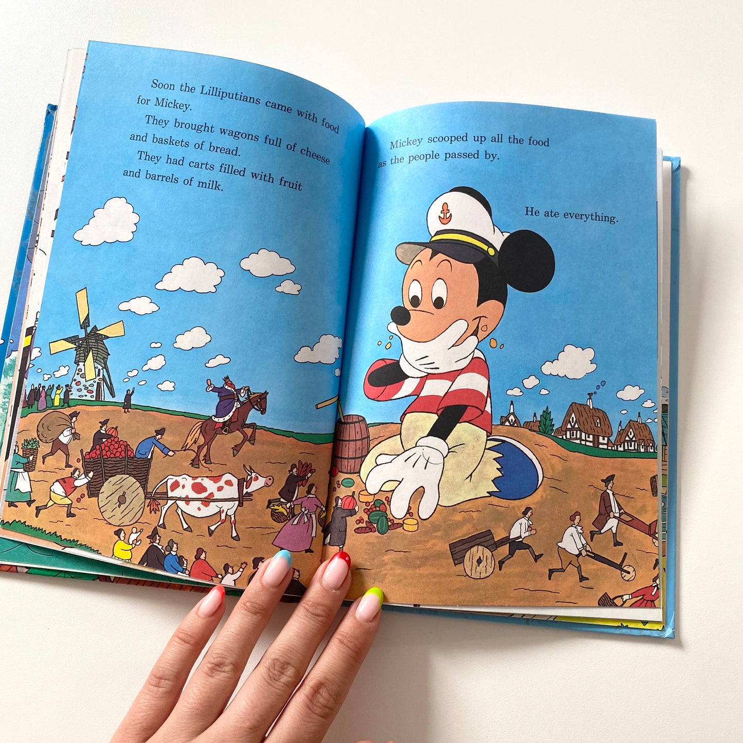 Vintage 1975 Disney gulliver mickey book