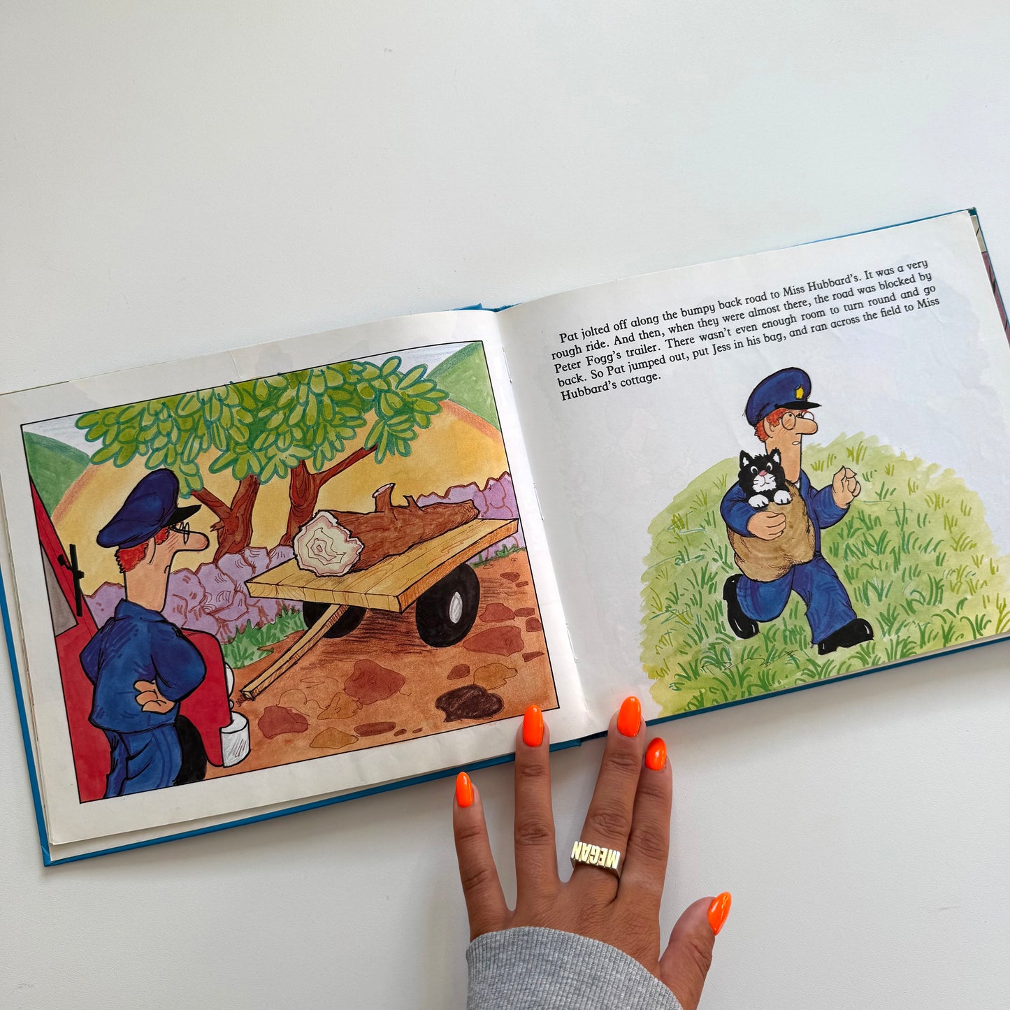 Vintage hardback 1987 postman Pat book