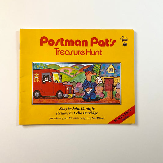 Vintage 1982 postman Pat paperback book