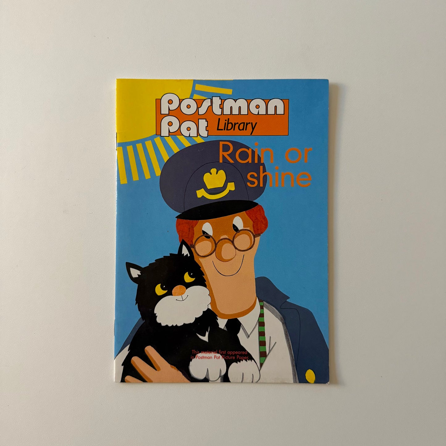 Vintage 1987 postman pat paperback book.