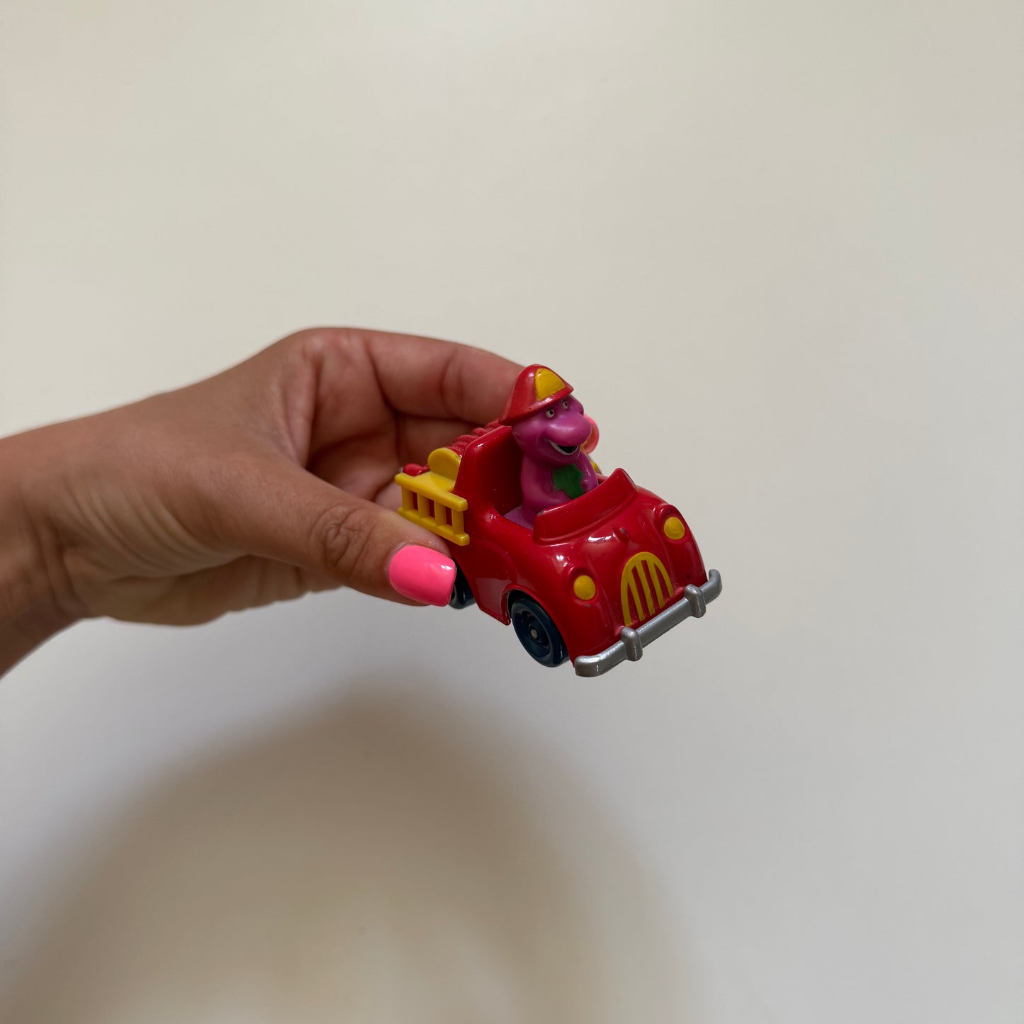 Vintage 1997 Barney toy car figurine
