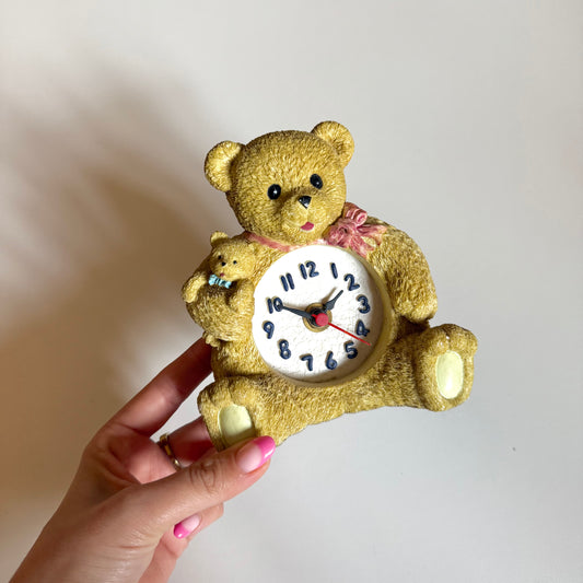 Vintage ceramic Teddy clock. Needs new batteries