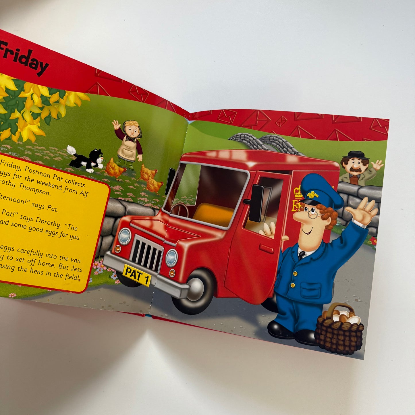 Vintage 2005 postman Pat book