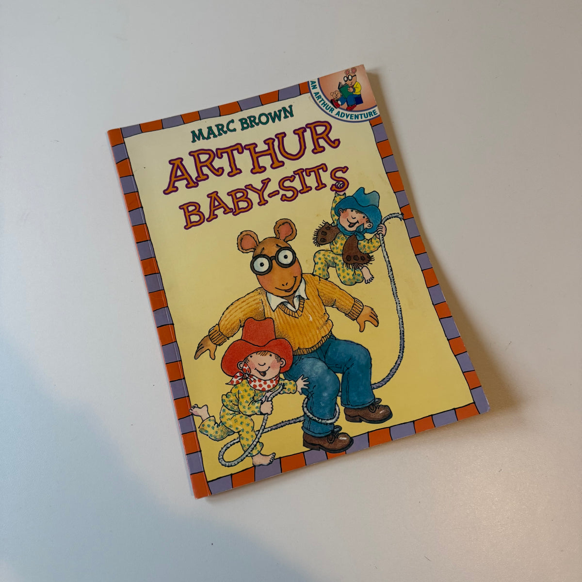 Vintage 1997 Arthur book