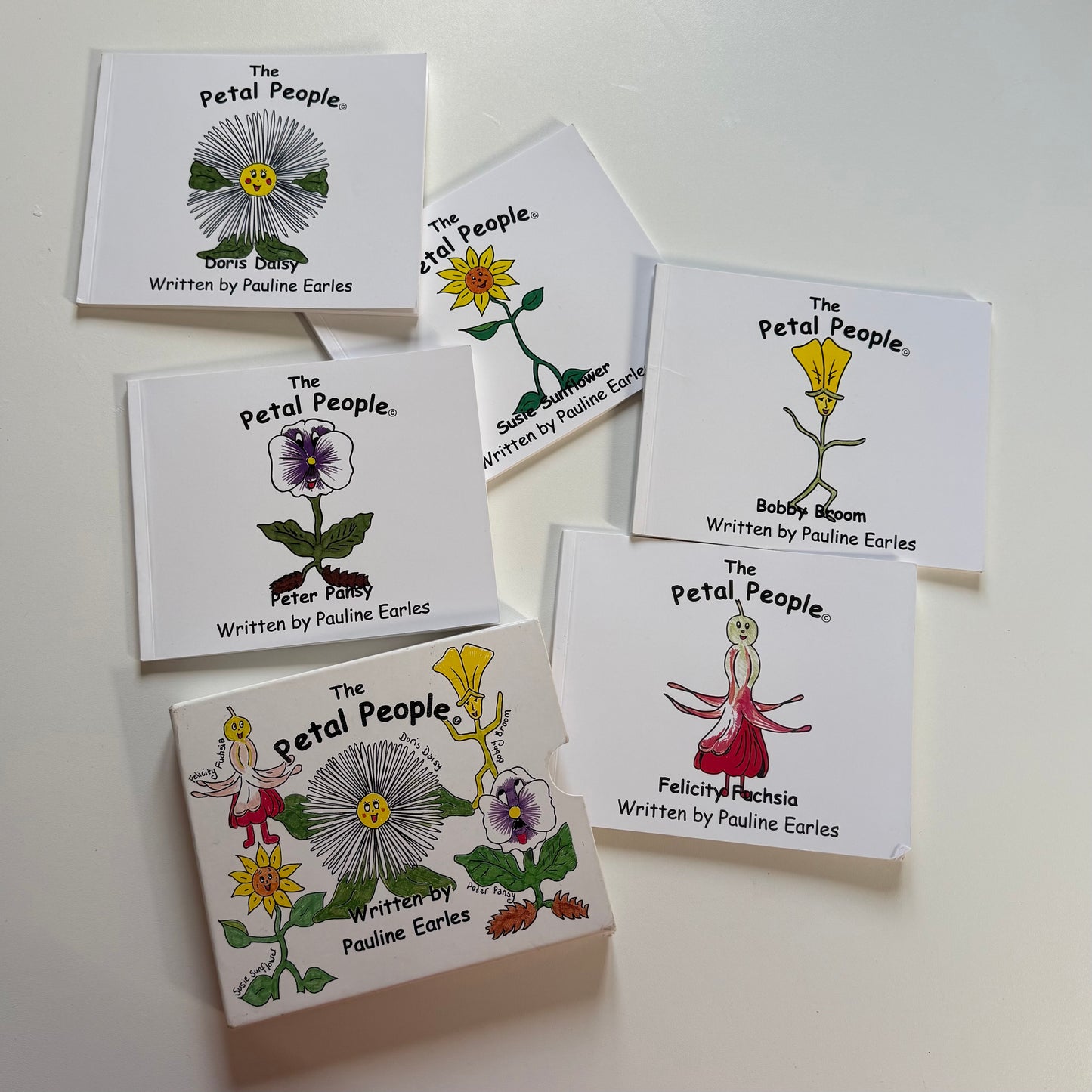 Vintage 1995 ‘ the petal people’ set of books.