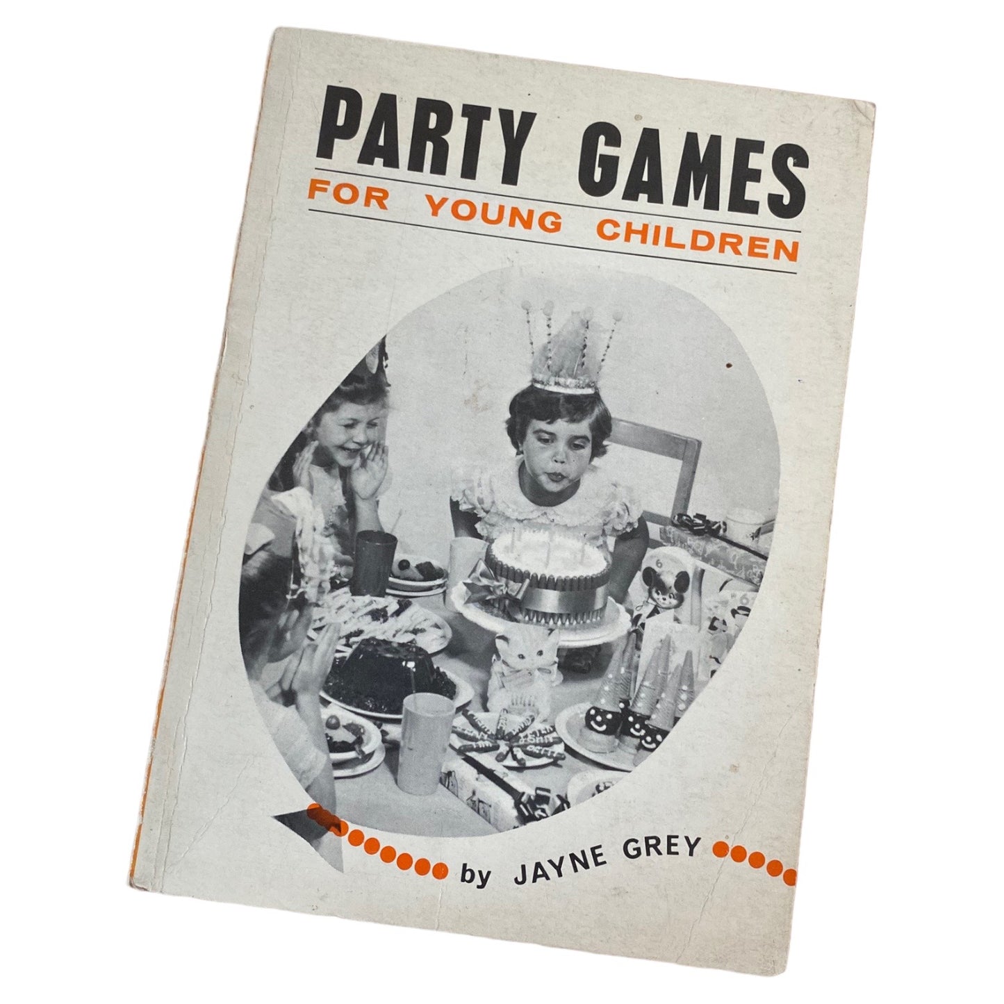Vintage 1963 paperback party games book