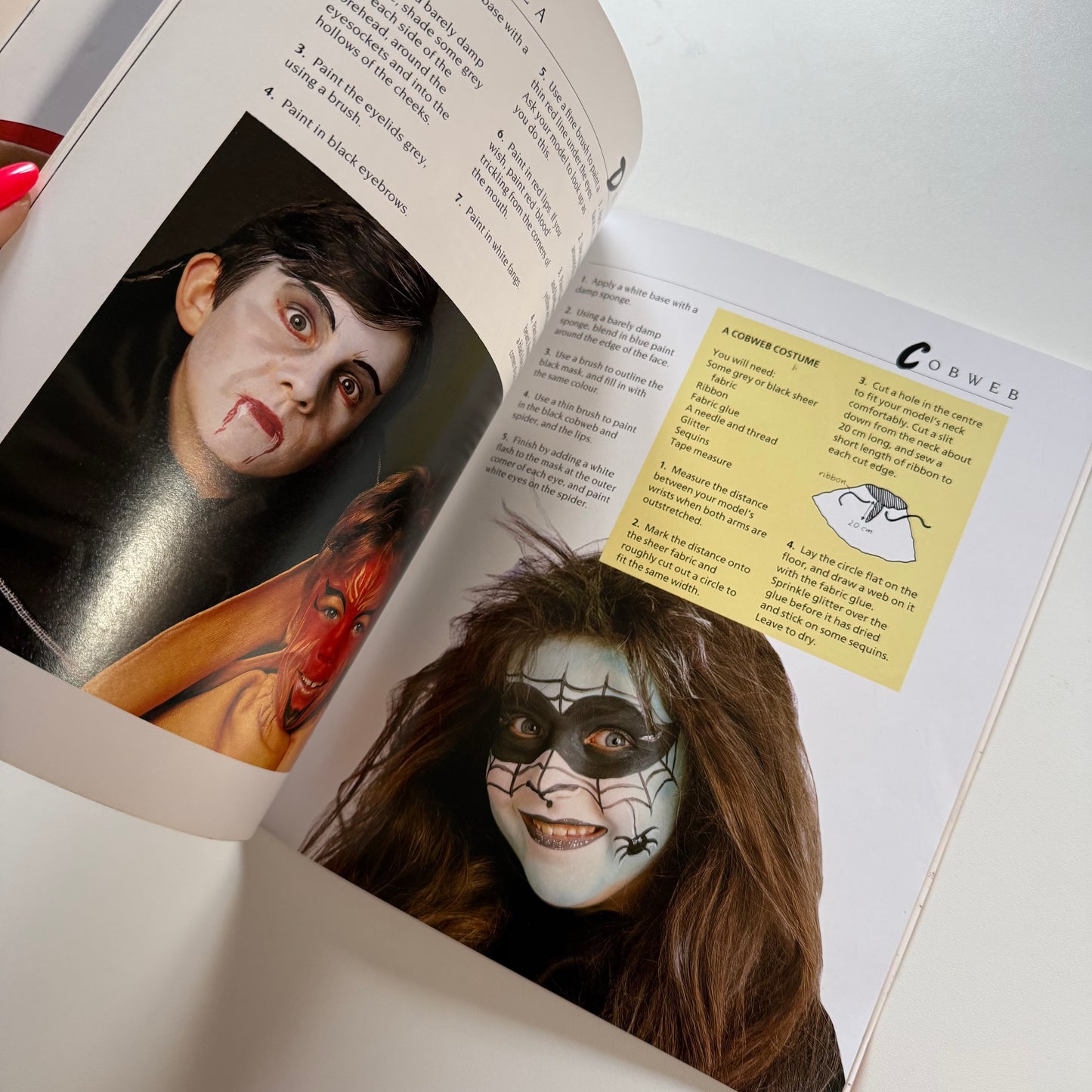 Vintage 1991 ‘five minute faces’ face painting book.