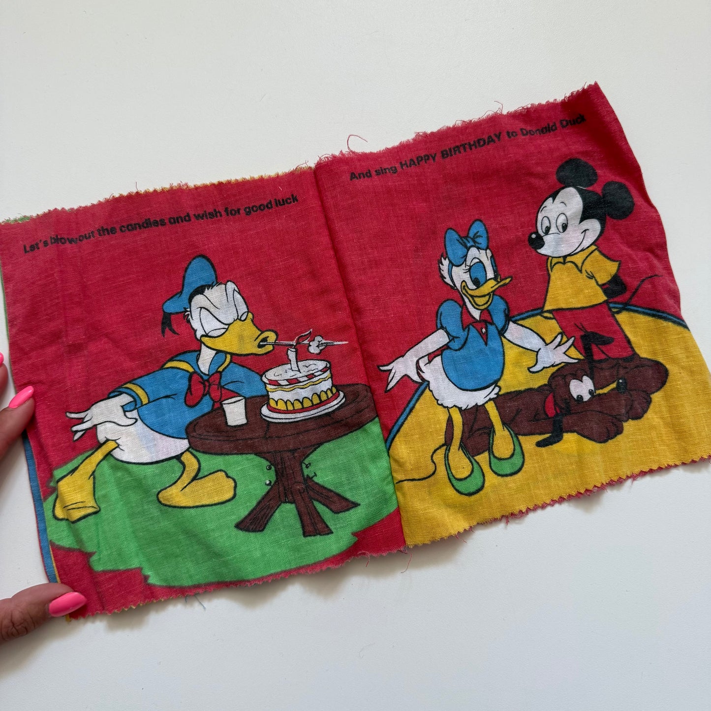 Vintage 1984 disney cloth book