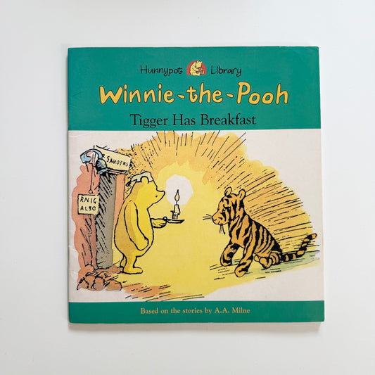 Vintage 1998 Winnie the Pooh book