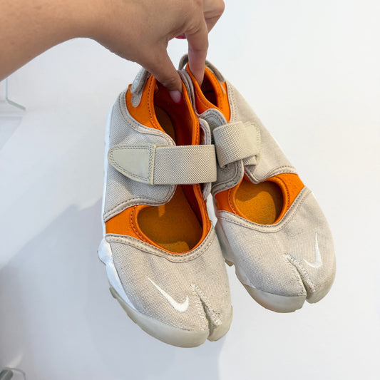 Nike air rift trainers. Size 3.5