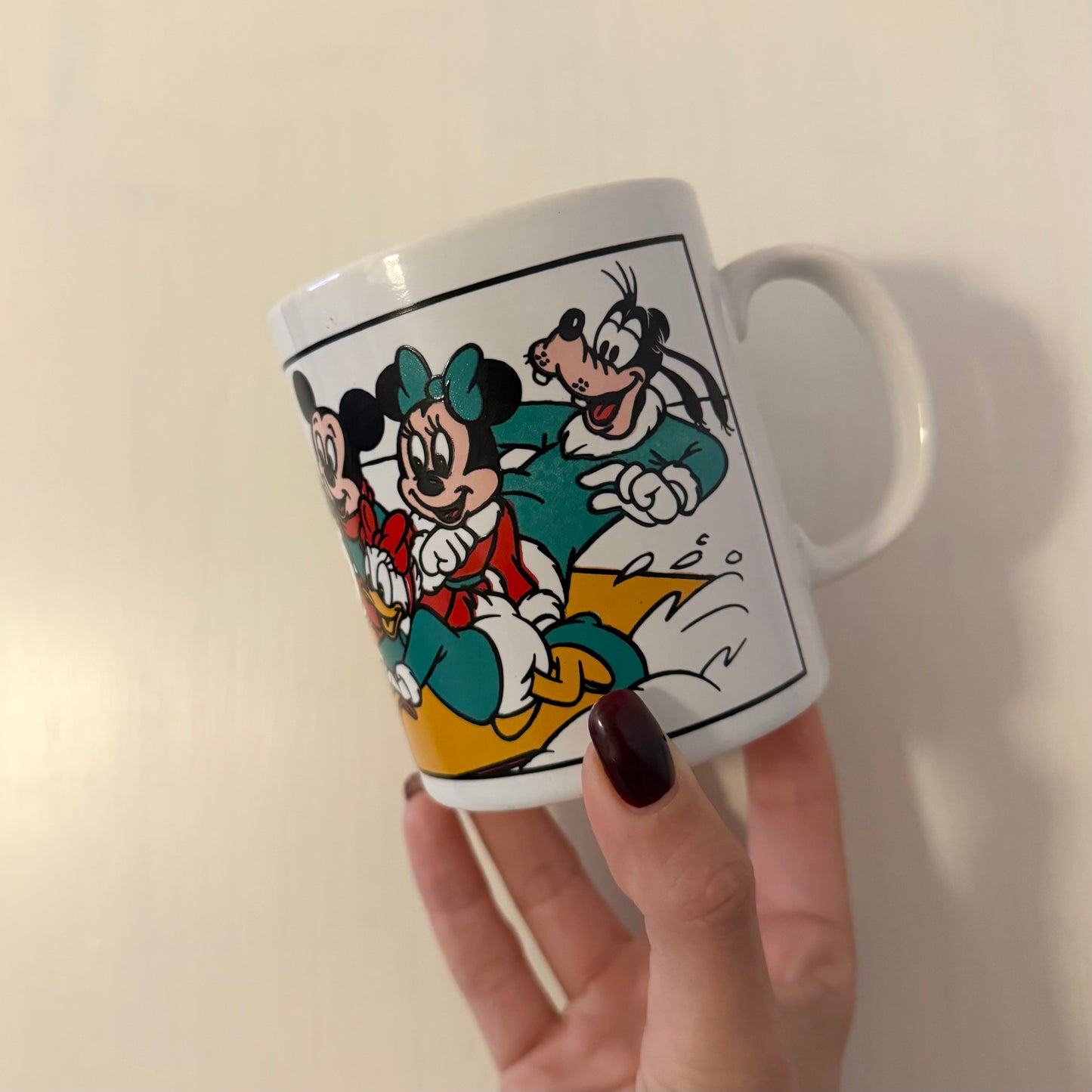 Vintage Mickey Mouse Christmas mug