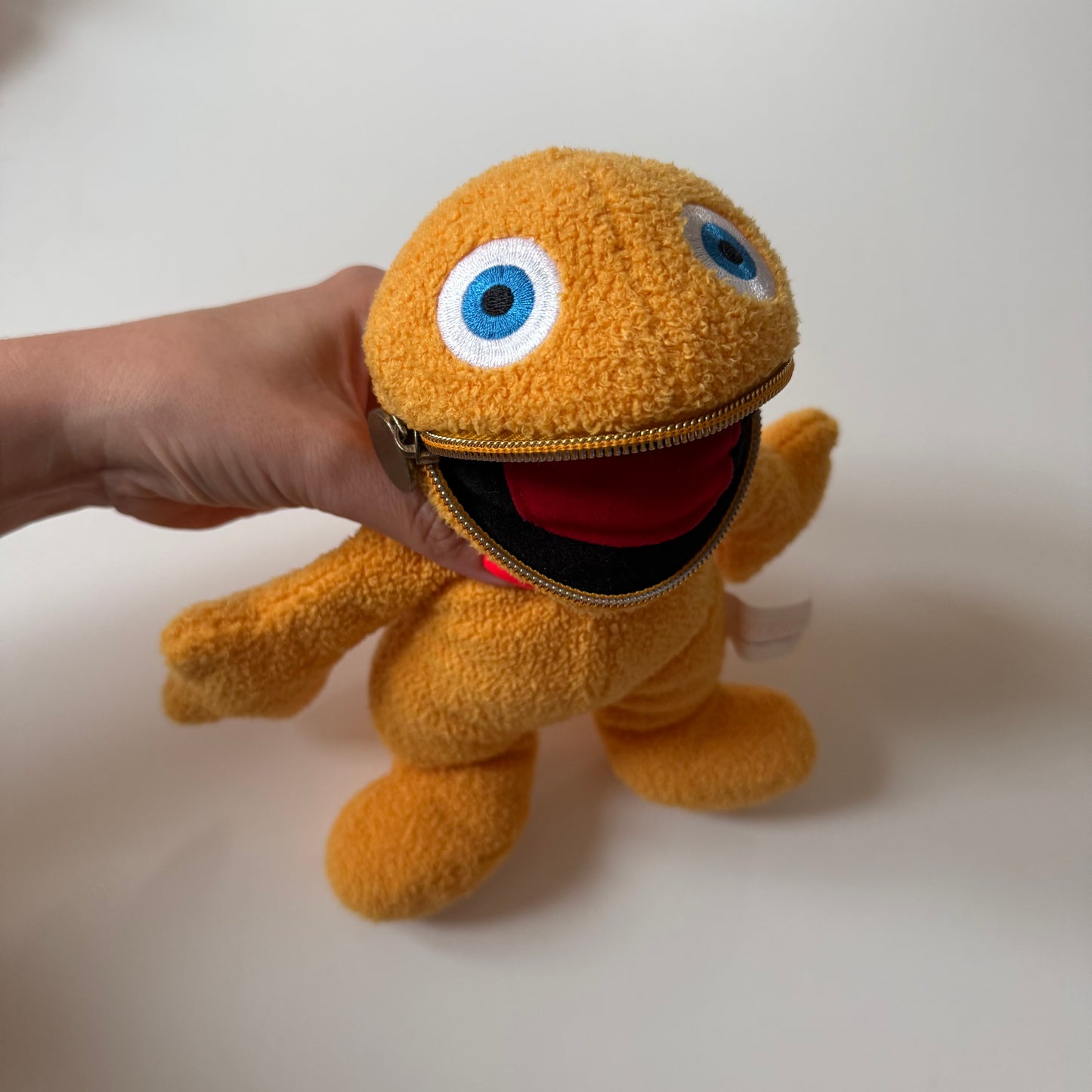 Vintage 1972 rainbow zippy soft plush toy. £7.50