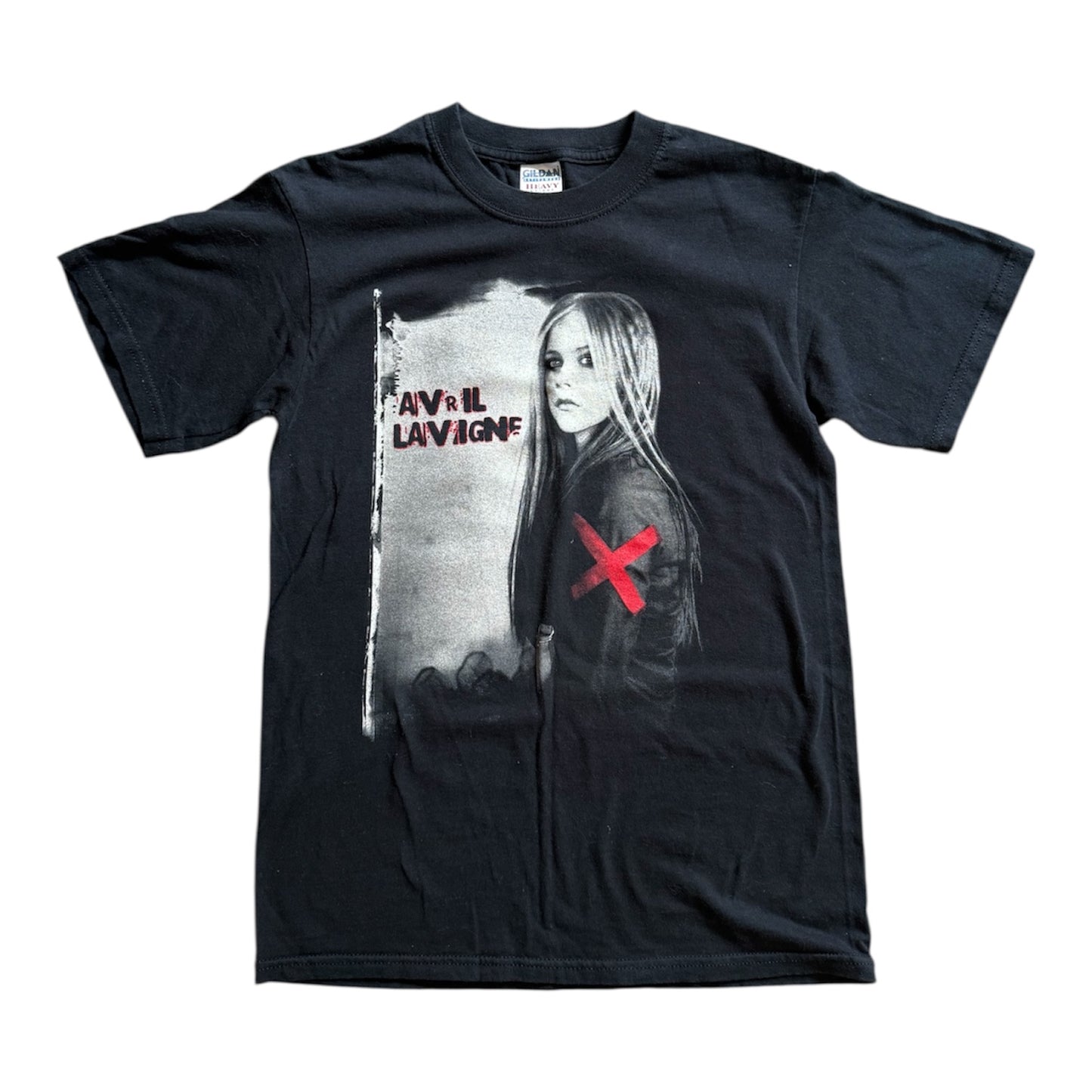 Vintage Avril lavinge 2004 tour black spell out top. Size small