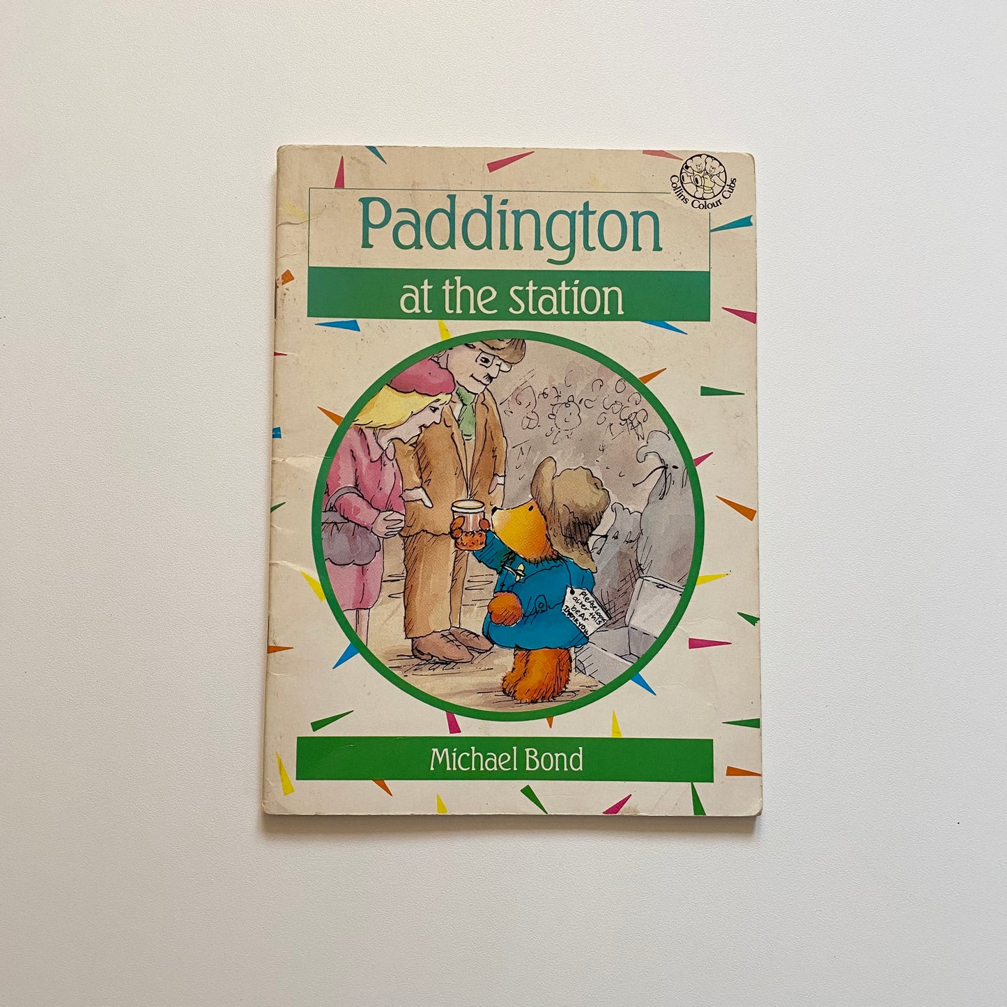 Vintage 1987 Paddington paperback book.
