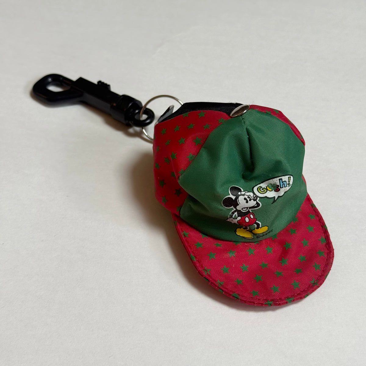 Vintage Walt Disney hat keyring