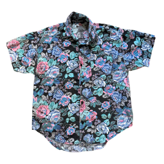 Vintage guess floral short sleeved shirt. Size 7 years