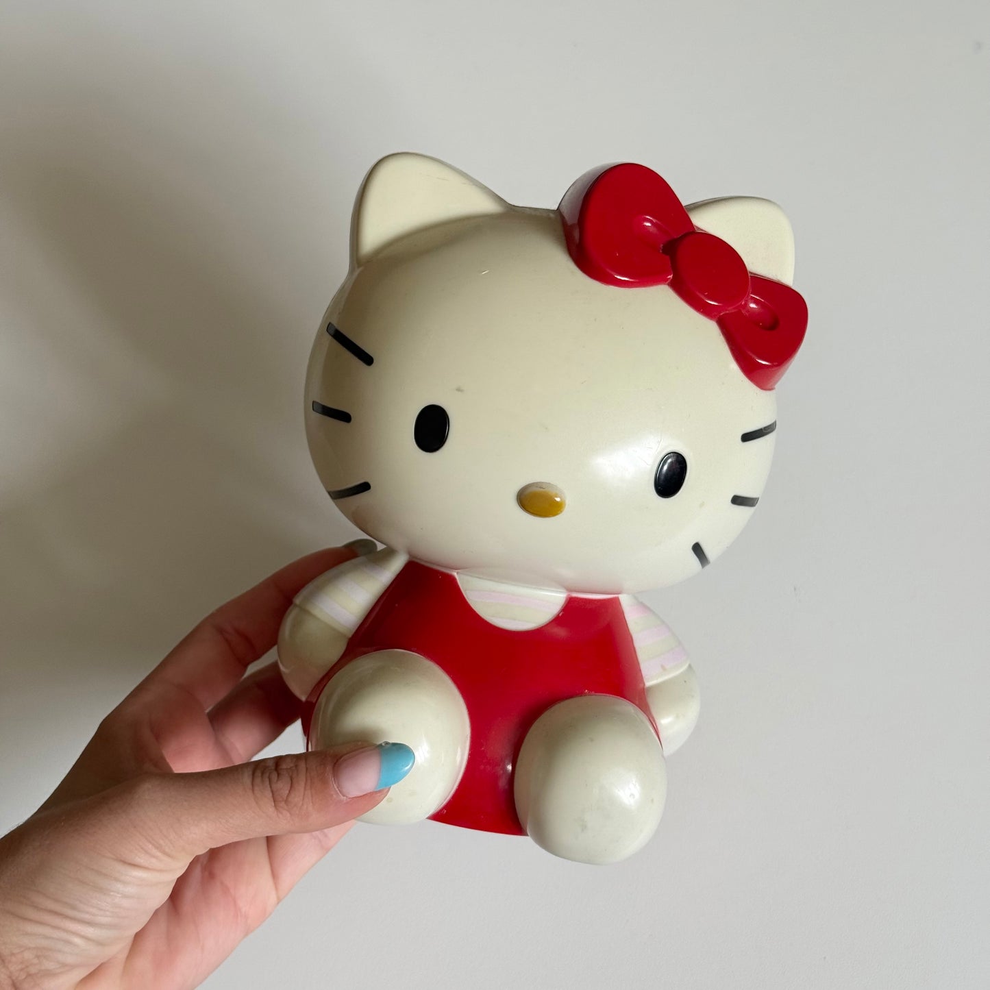 Vintage 2008 hello kitty moneybox