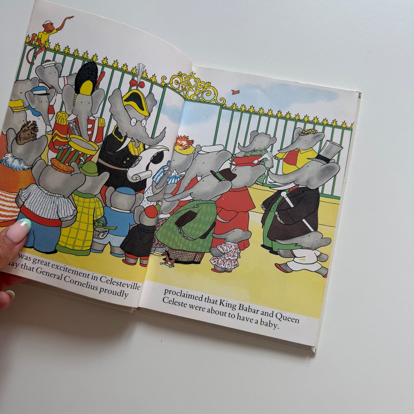 Vintage 1990 Babar book.