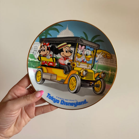 Vintage 1985 Tokyo Disneyland Mickey Mouse ceramic plate.