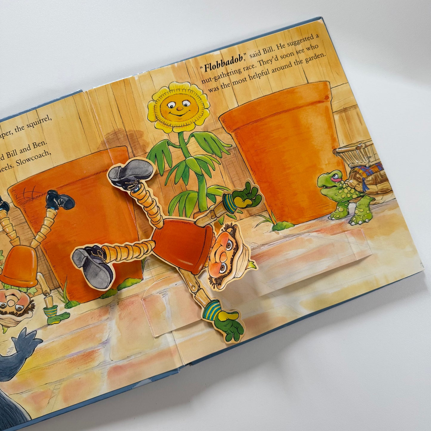 Vintage 2001 bill and Ben pop up book.