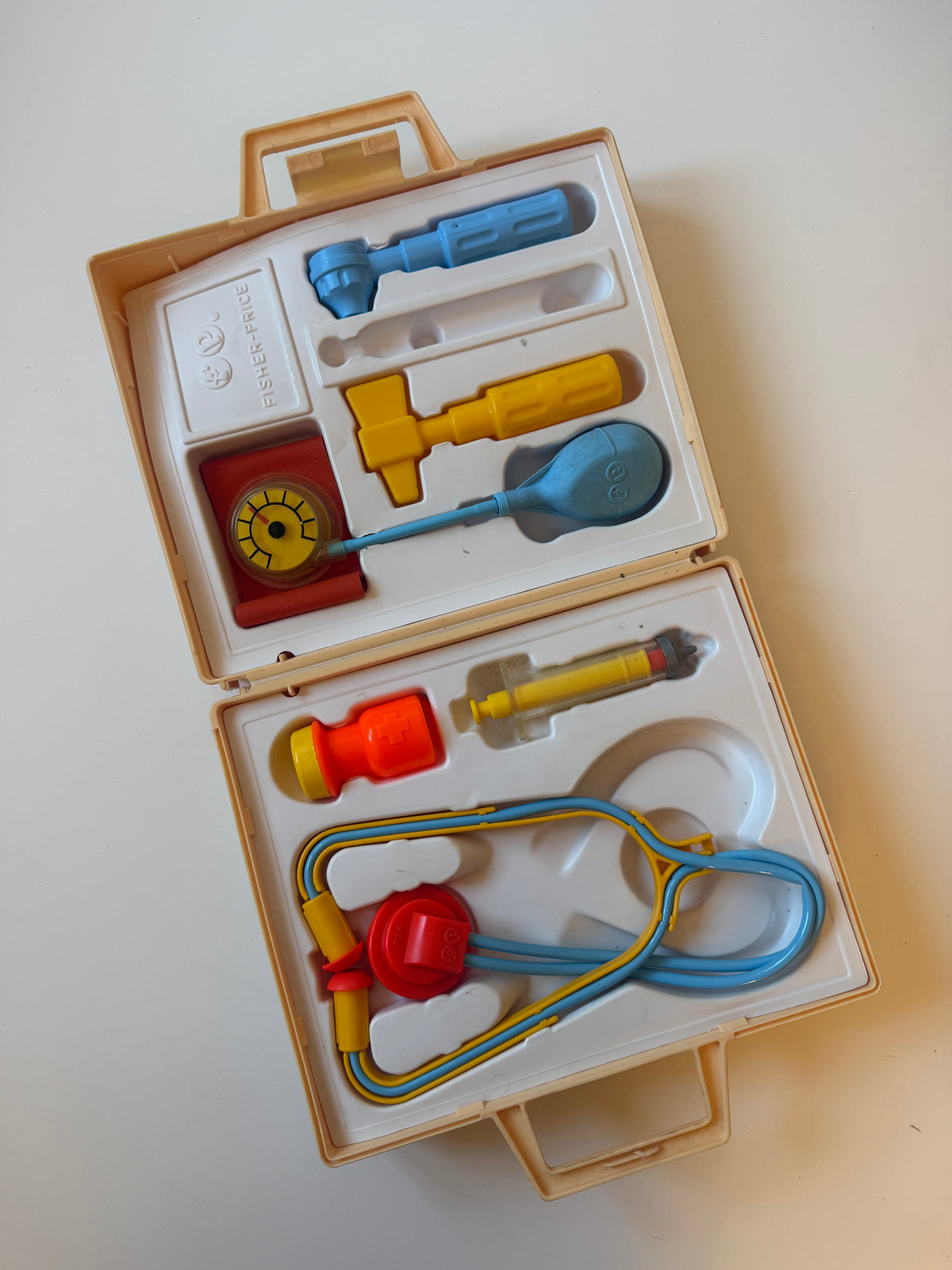 Vintage 1977 fisherprice medical kit. One piece missing!