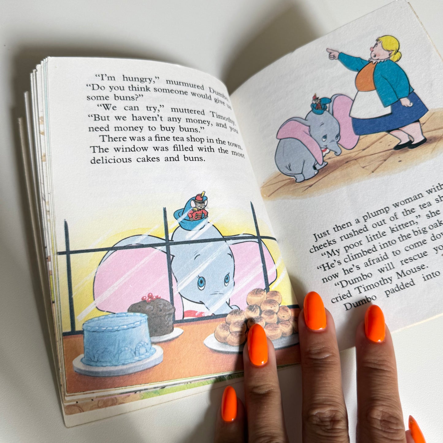 Vintage 1979 Disney dumbo book