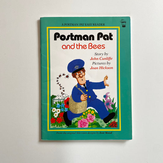 Vintage 1989 postman Pat book.