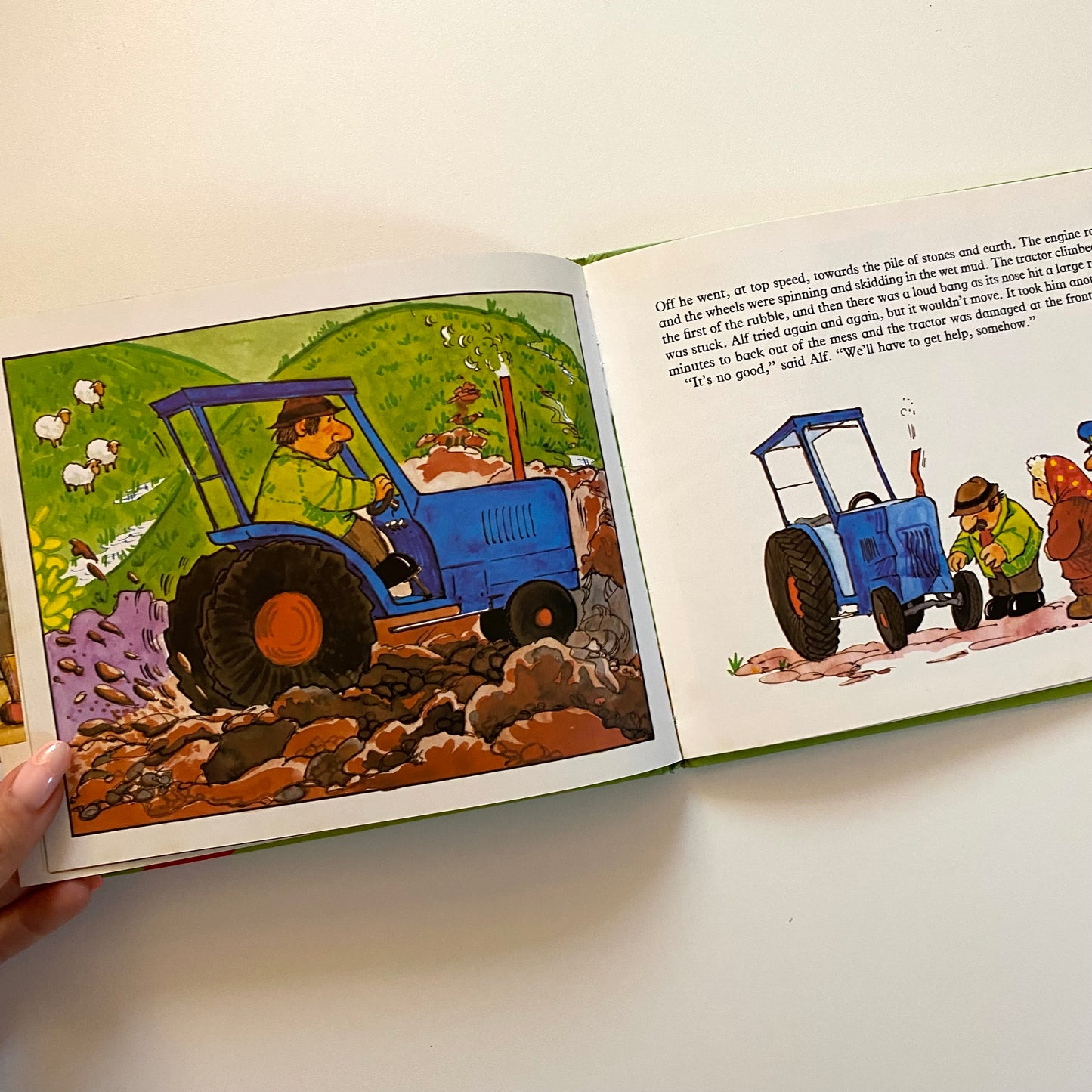 Vintage 1982 postman Pat book