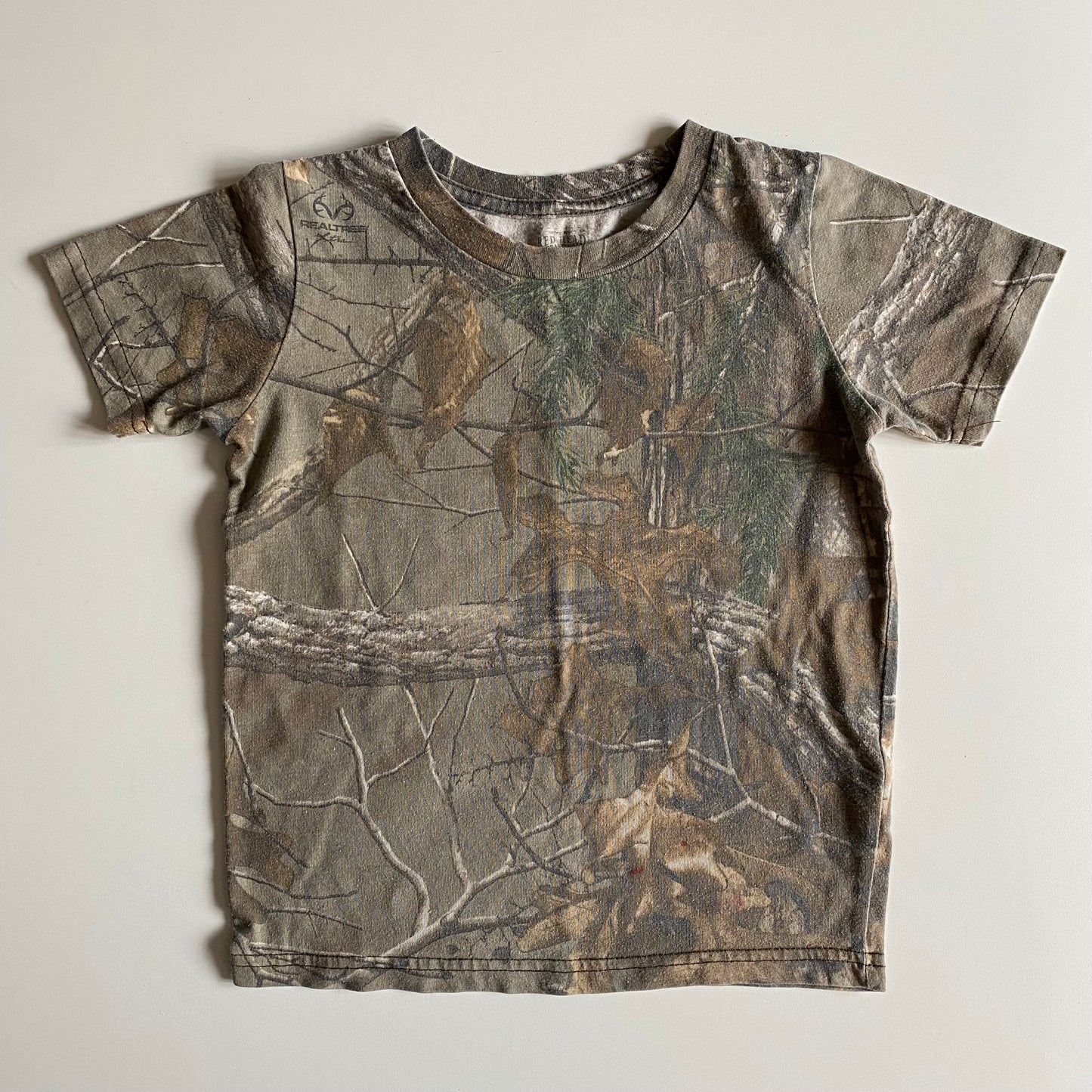 Vintage camo print tshirt. Mark as shown. Size 5-6 years.