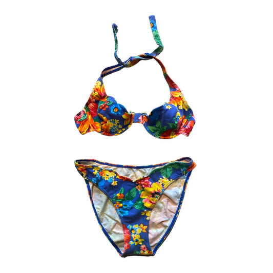 Early 90s vintage floral print multicoloured bikini with halter design 👙

Size 8