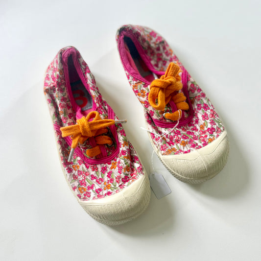 Ben Simmons liberty print pump. Size 25