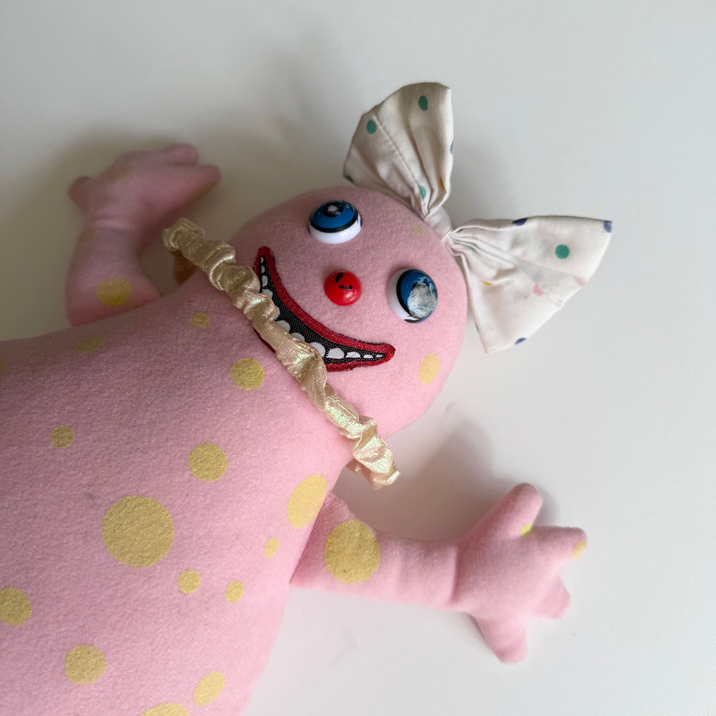Vintage Mrs blobby plush toy. Condition as shown.