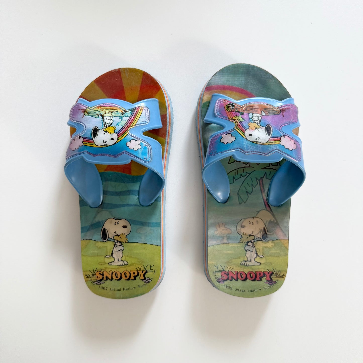 Vintage snoopy holographic sliders. Size 10