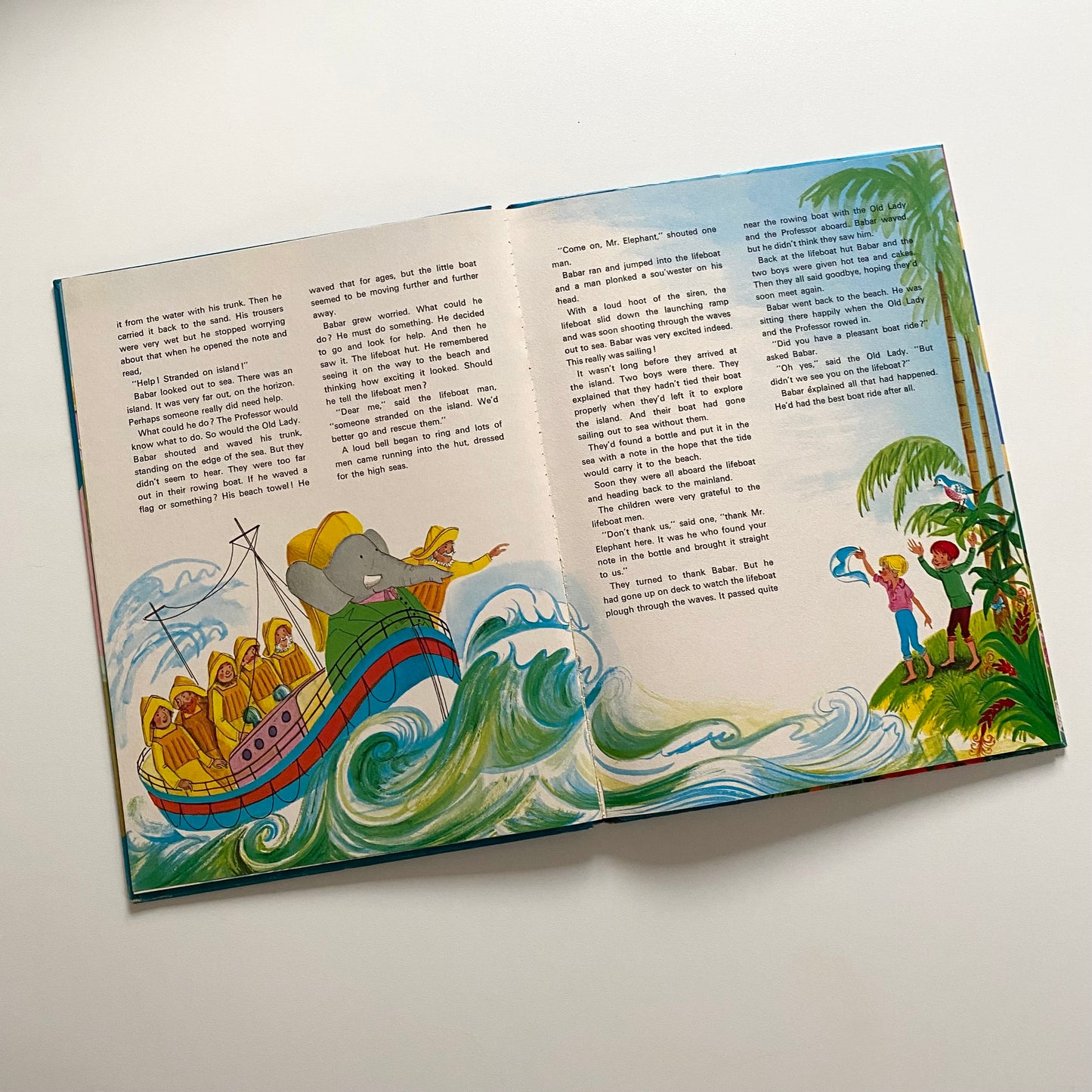 Vintage 1971 babar annual. Some drawings but overall great condition