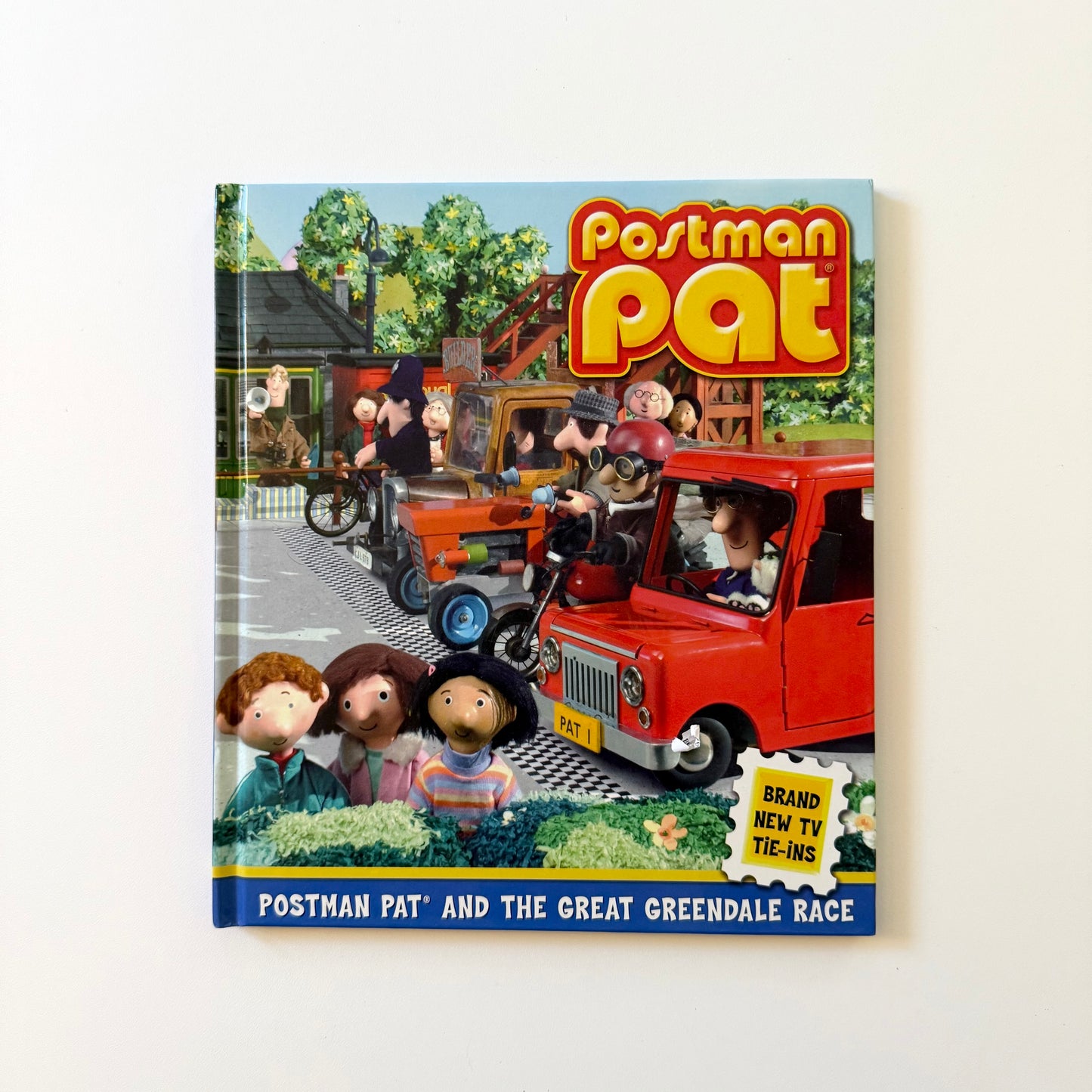 Vintage 2007 postman Pat book