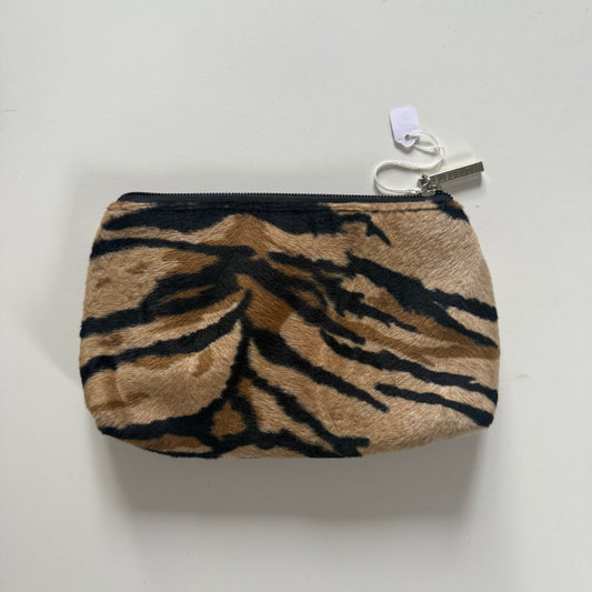 Vintage y2k faux fur zip up purse