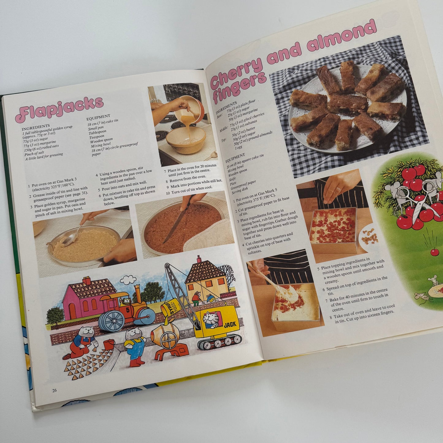 Vintage 1979 ladybird a4 cook book.