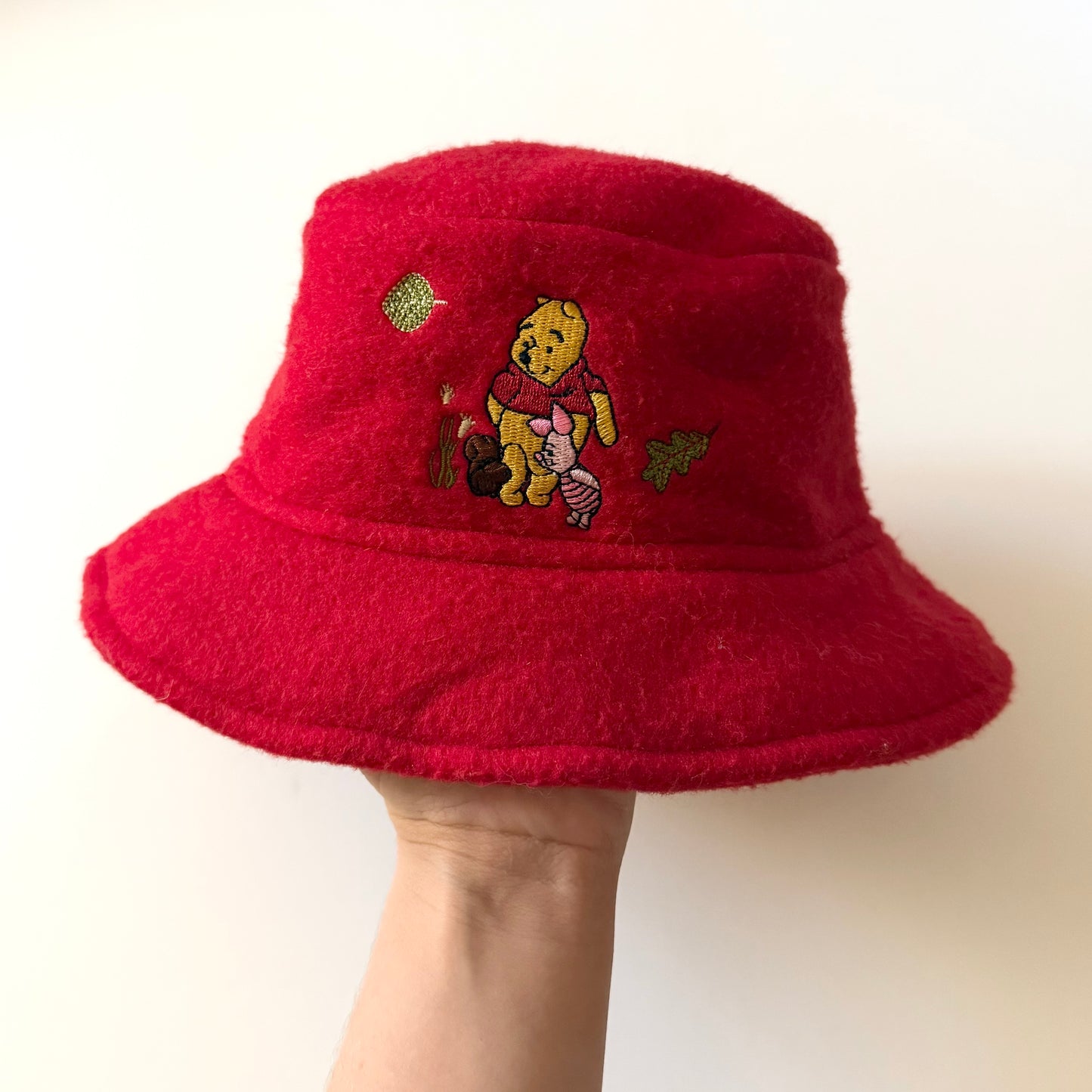 Vintage Winnie the Pooh felt bucket hat