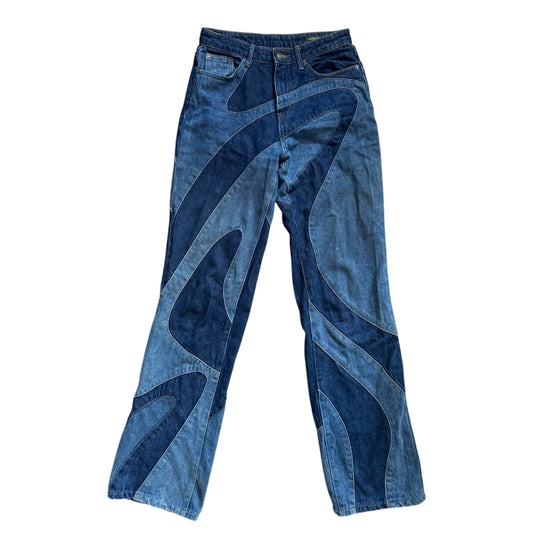 Jaded denim patterned straight leg jeans. Size 6-8