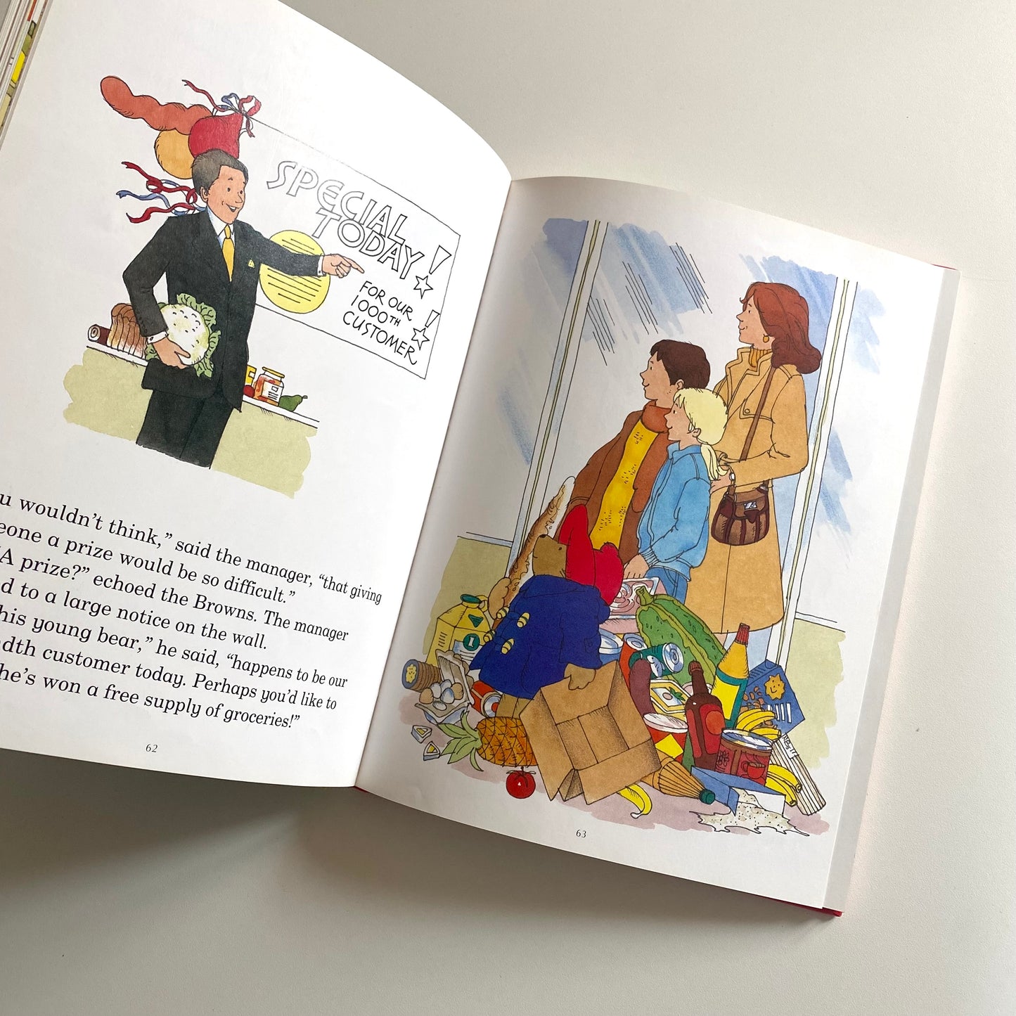 Vintage 1992 Paddington a4 book. 4 different stories