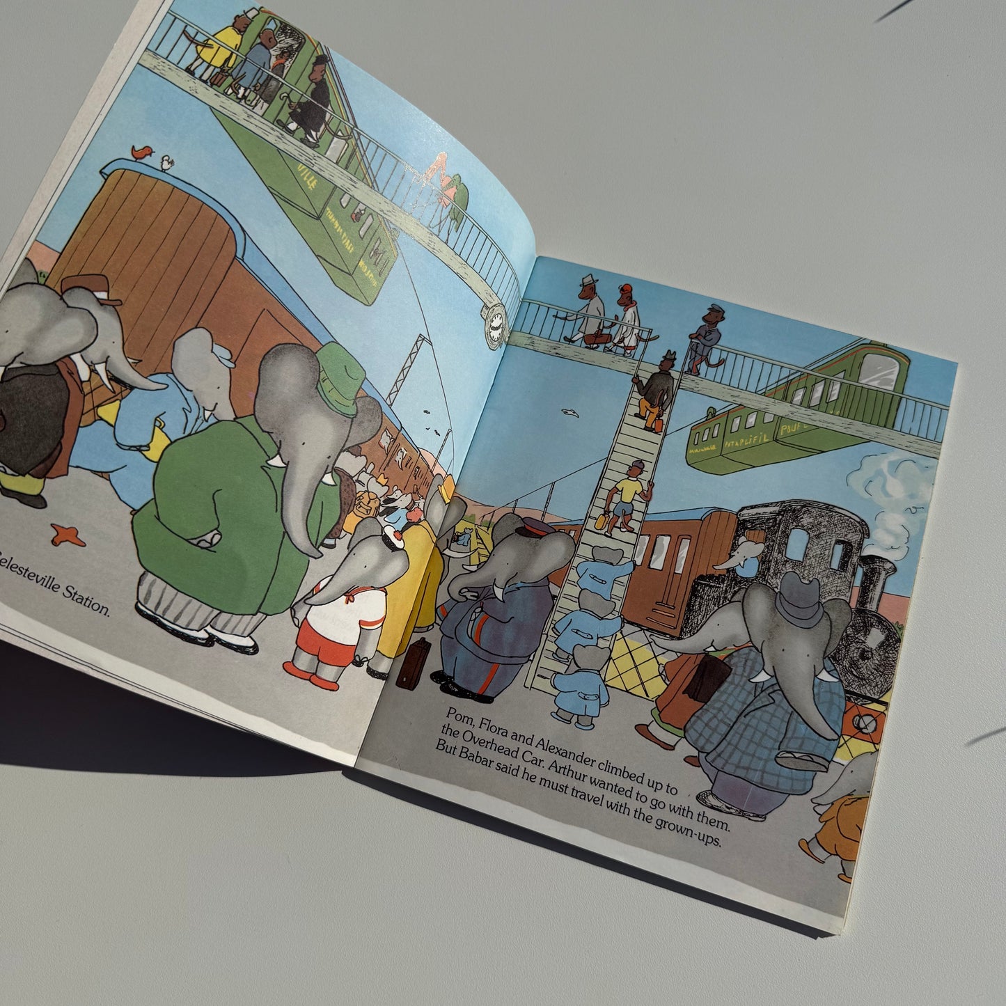 Vintage 1971 Babar paper back book