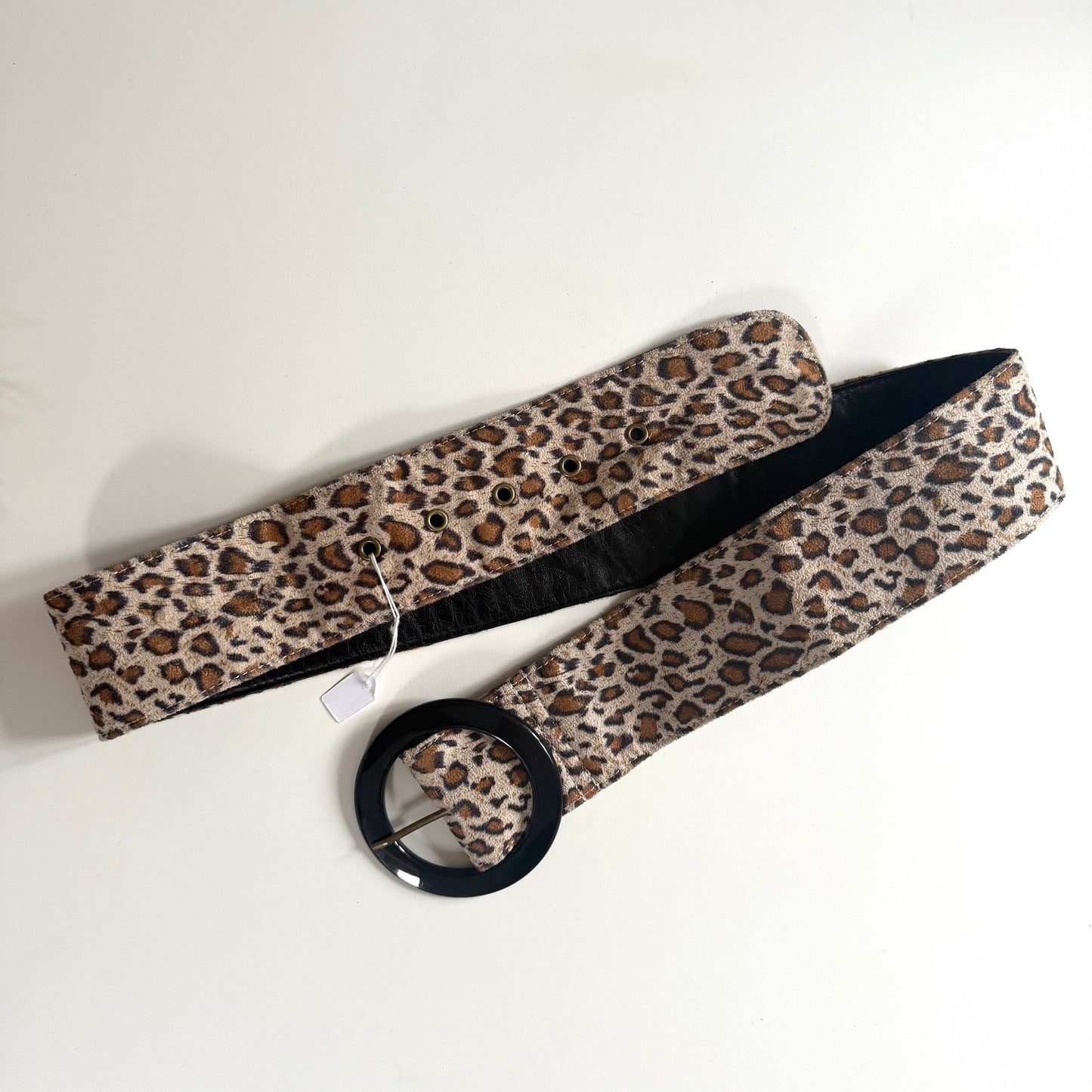 Vintage topshop faux fur leopard print waist belt.