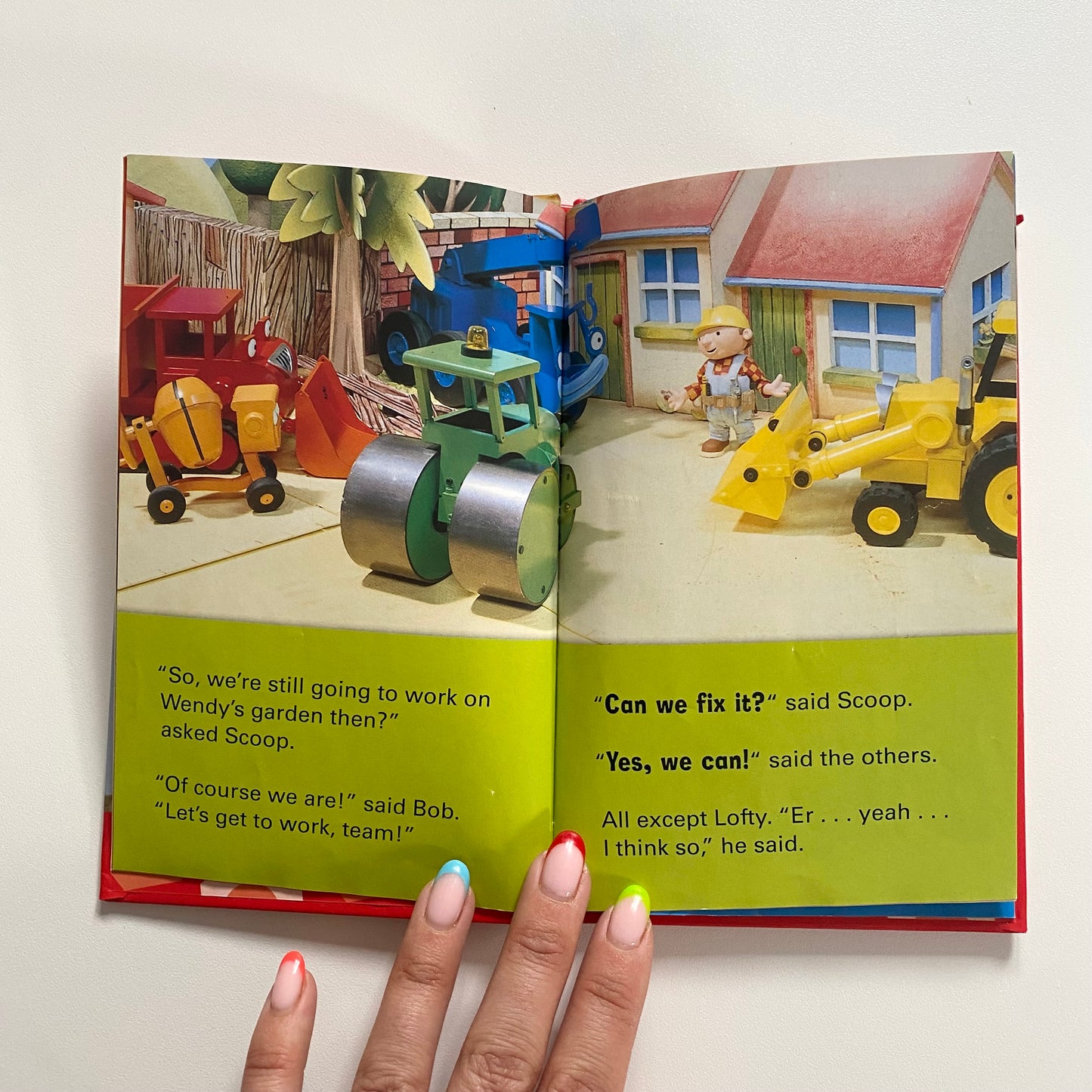 2012 Bob the builder book.