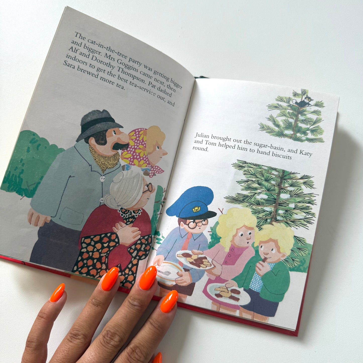 Vintage 1993 postman Pat book