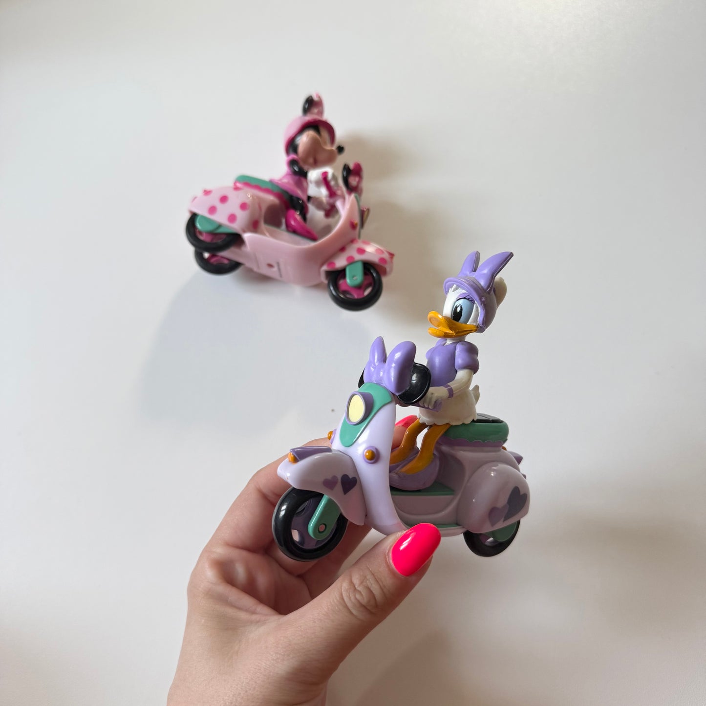 Disney Minnie Mouse and Daisy Duck scooters. Set of two.