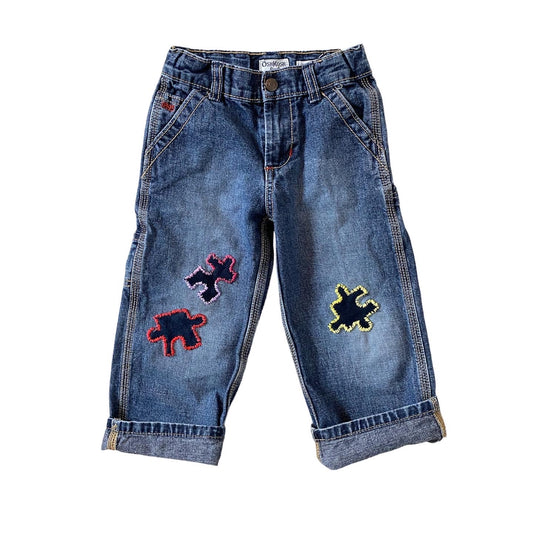 Osh kosh denim jeans with puzzle piece embroidered patches by loved again club 🧩🧩🧩 size 2-3 years