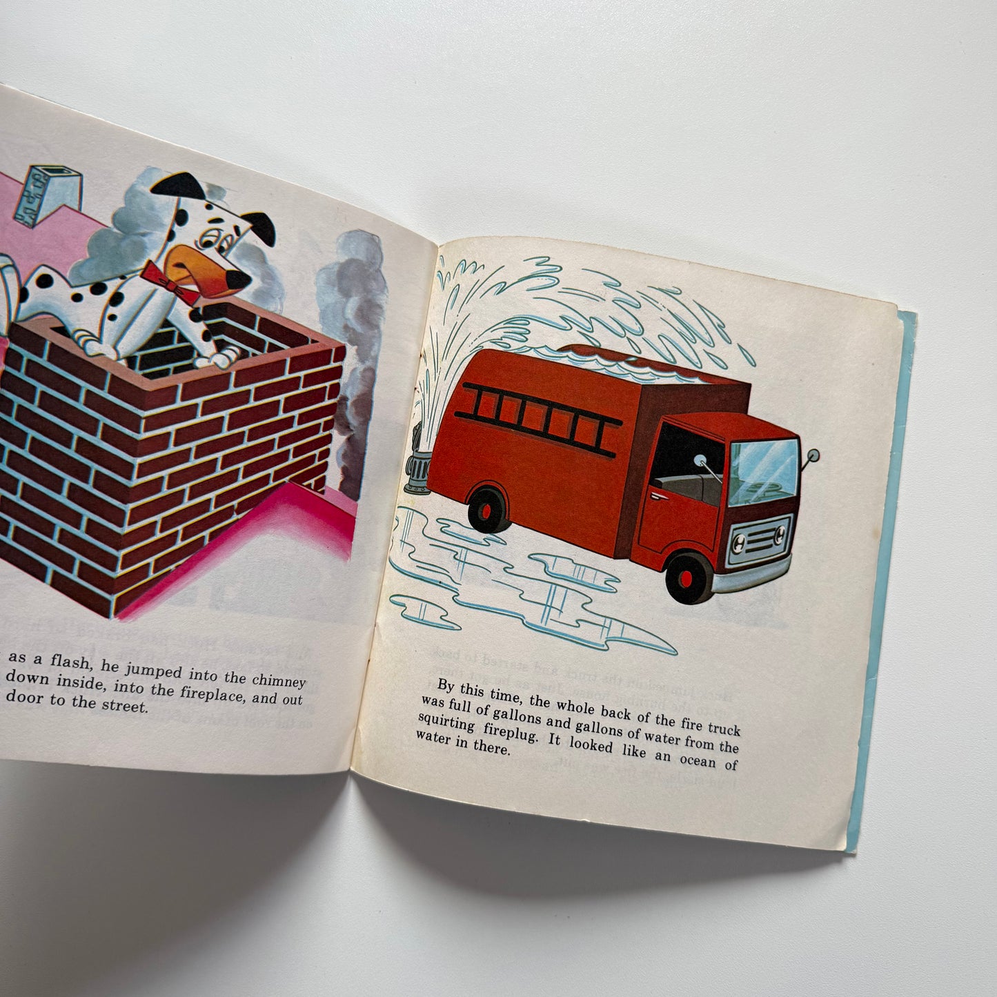 Vintage 1974 huckleberry hound book & vinyl.