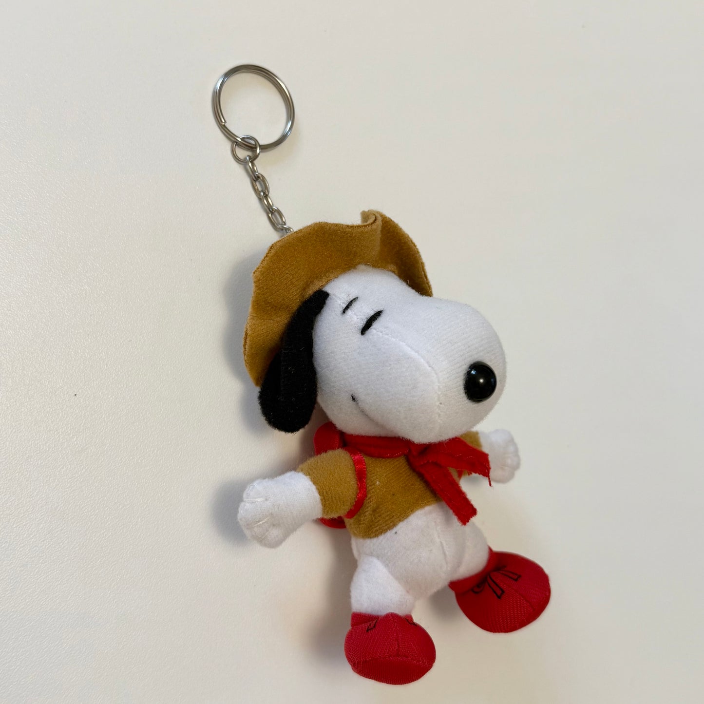 Vintage snoopy plush keyring